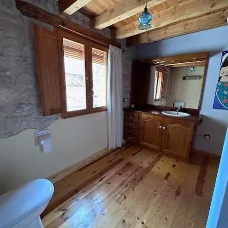 Holiday home Solpostada_casa De Pueblo Reformada *
